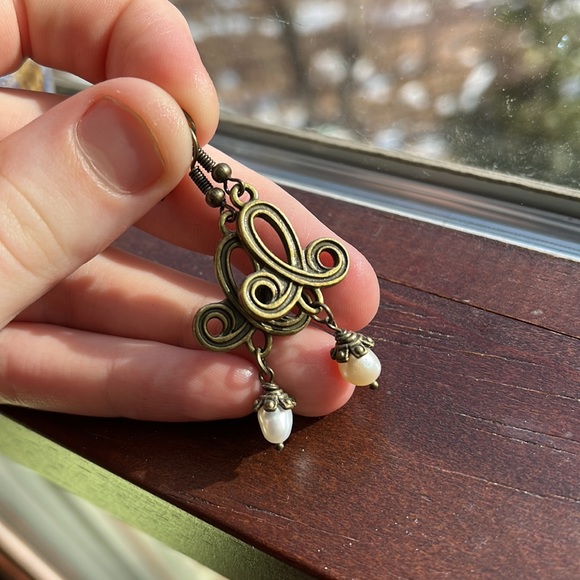 Handmade Freshwater pearl earrings - Picture 5 of 6